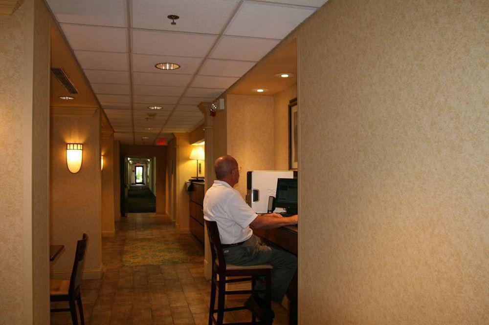Hampton Inn Маунт-Вернон Зручності фото